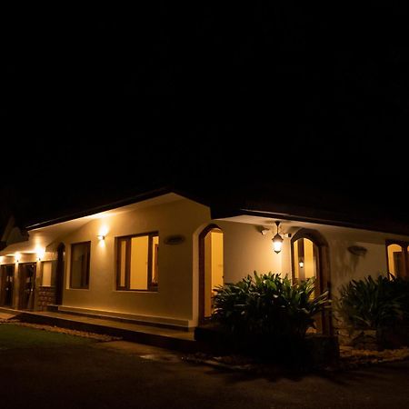 Carmelia Haven Resort Thekkady Buitenkant foto