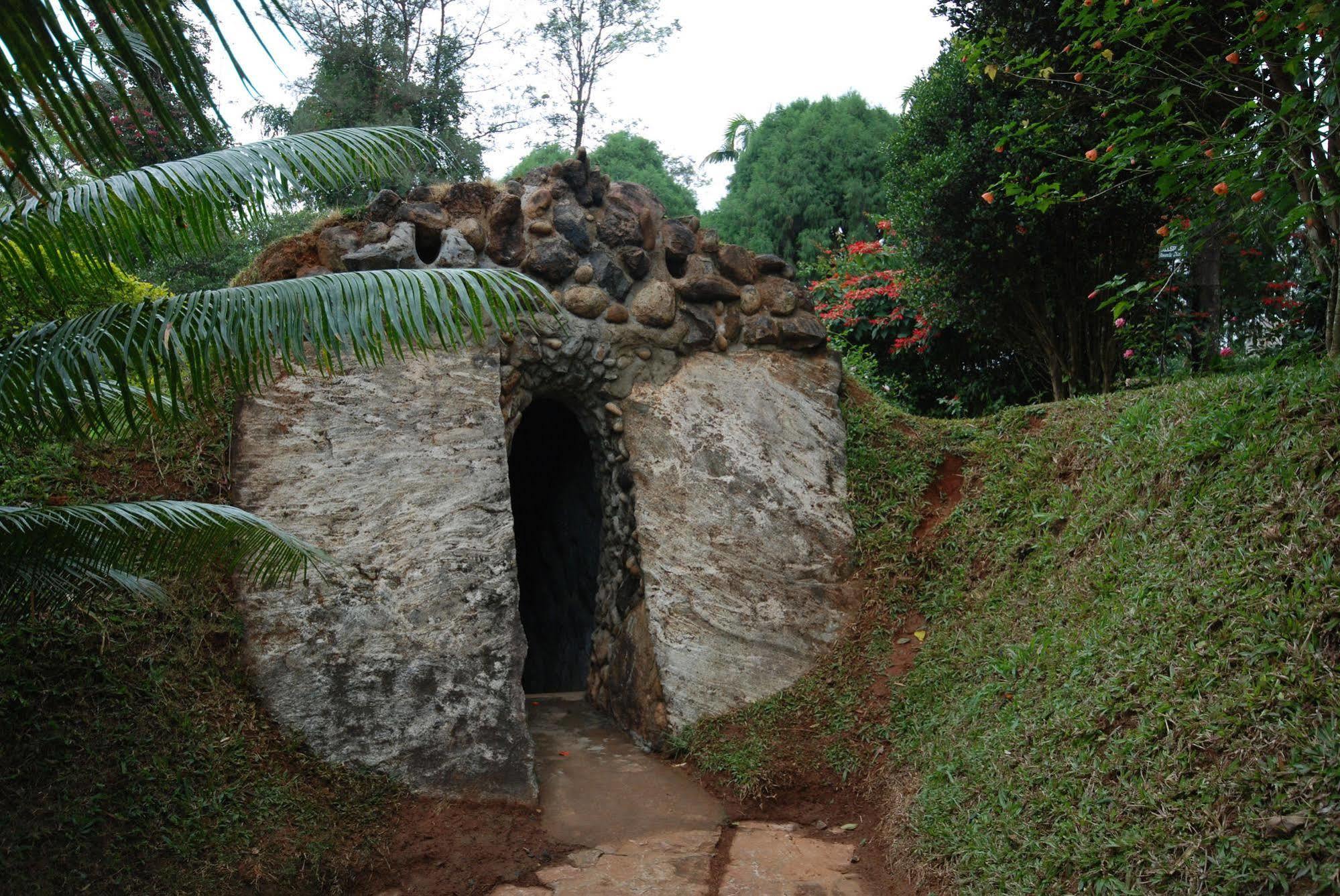 Carmelia Haven Resort Thekkady Buitenkant foto