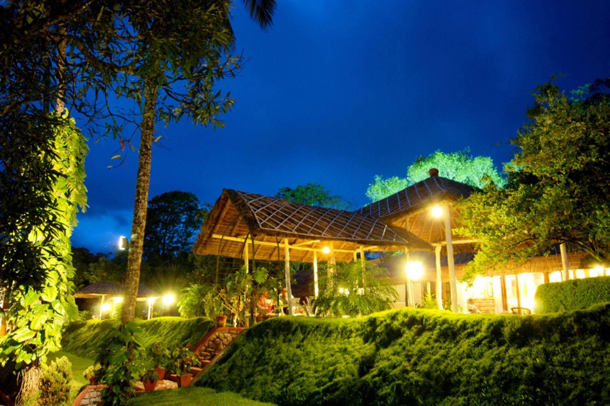 Carmelia Haven Resort Thekkady Buitenkant foto